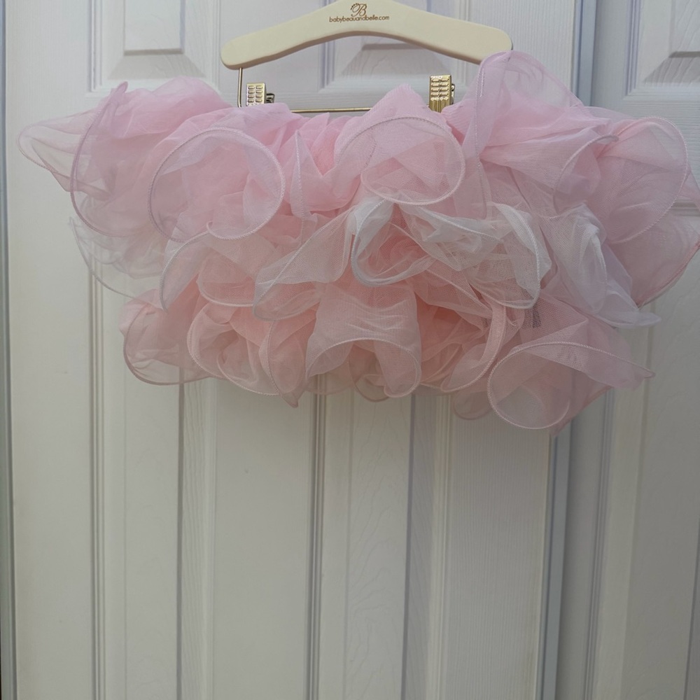 Bloch Pink and White Dance tutu Skirt
Size Girls 8-10